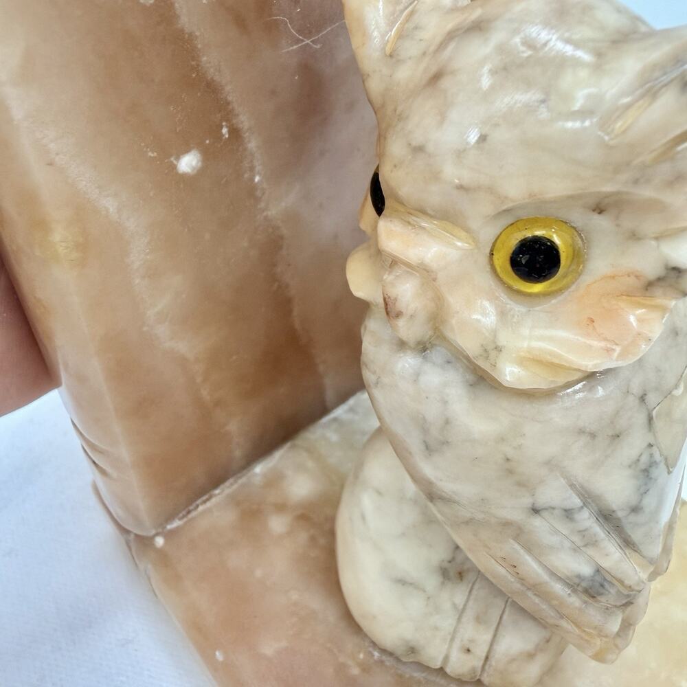 Vintage Hand Carved Alabaster Marble Owl Bookend Glass Eyes Made In Italy - Picture 6 of 12